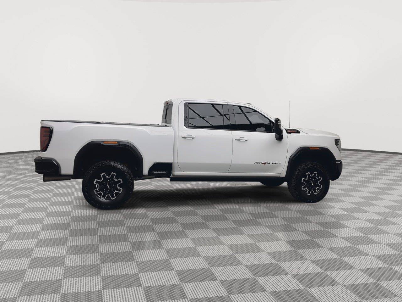 Used 2024 GMC Sierra 2500 AT4X AWD/4WD image 46