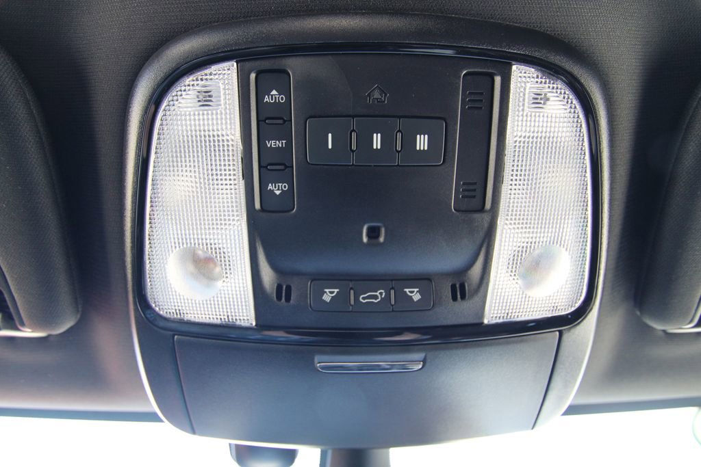 Used 2024 Dodge Durango GT image 36