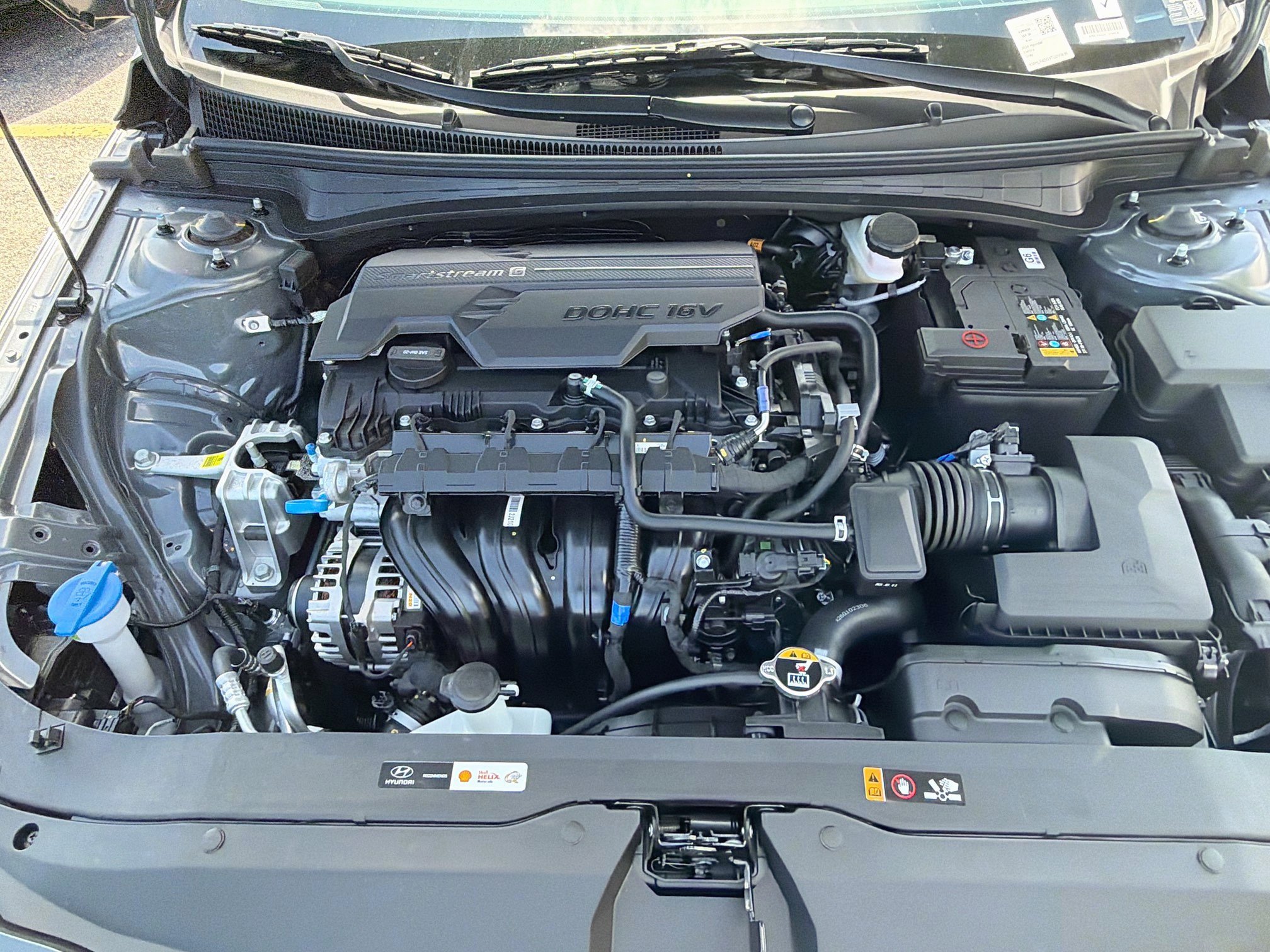 New 2026 Hyundai Elantra Limited FWD image 24