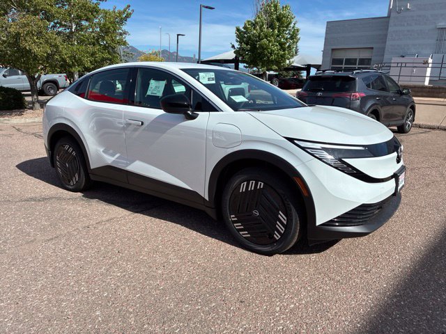 New 2026 Nissan Leaf w/ Floor Mat Package (S+)