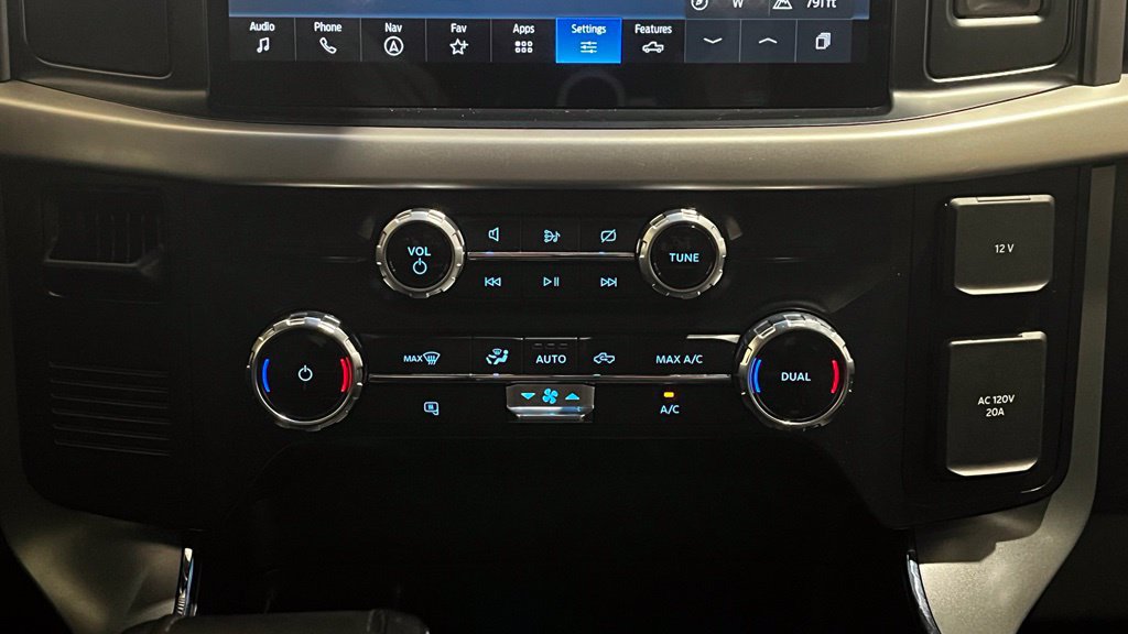 Used 2022 Ford F150 Lightning Pro AWD/4WD image 21