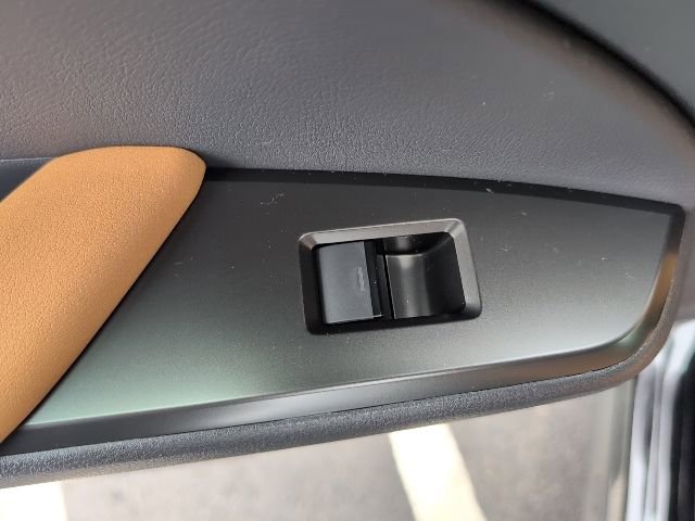 New 2025 Lexus UX 300h AWD image 27