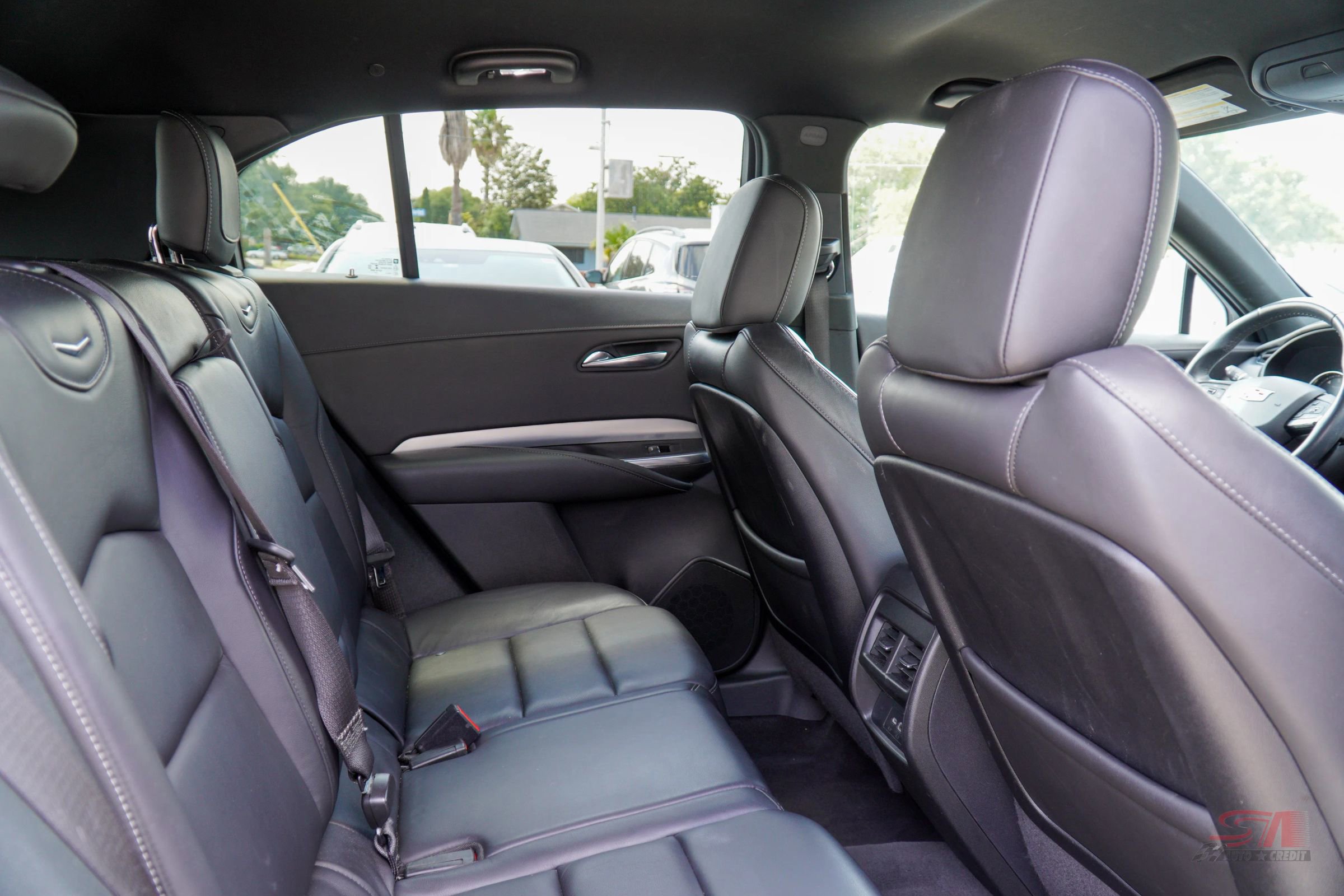 Used 2020 Cadillac XT4 Premium Luxury image 24