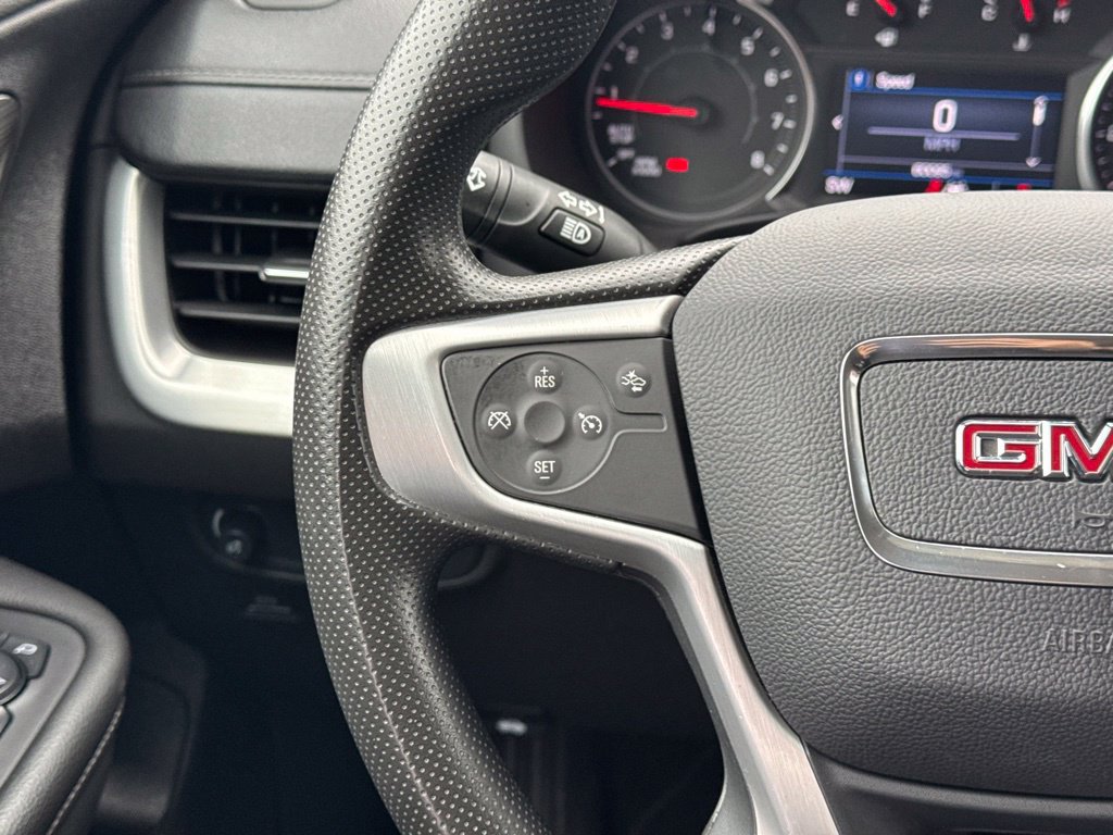 Used 2024 GMC Terrain SLE AWD/4WD image 27