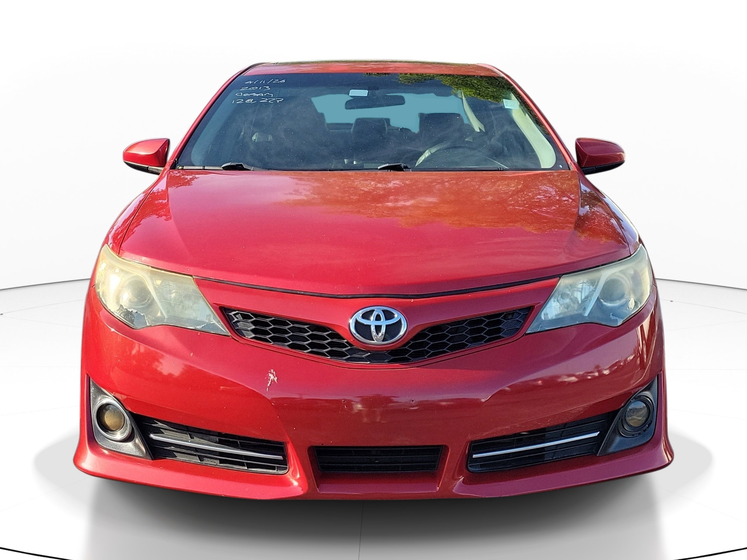 Used 2013 Toyota Camry SE image 2