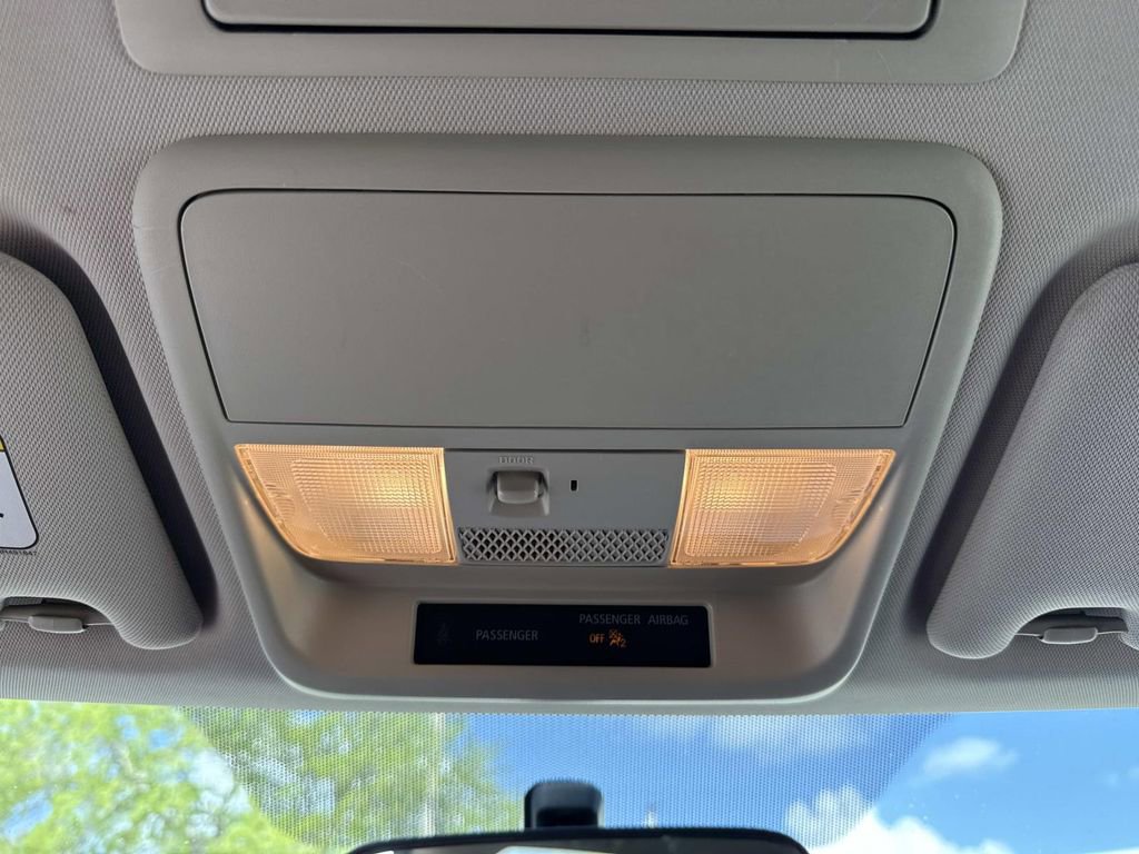 Used 2020 Mitsubishi Outlander ES image 39