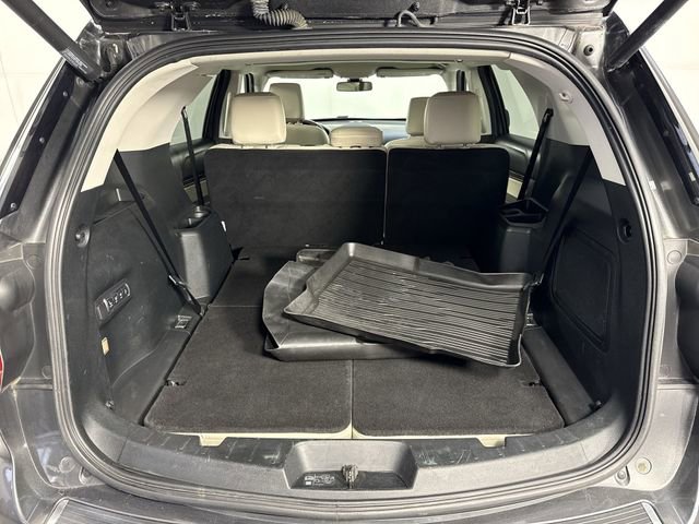 Used 2018 Ford Explorer Platinum AWD/4WD image 34