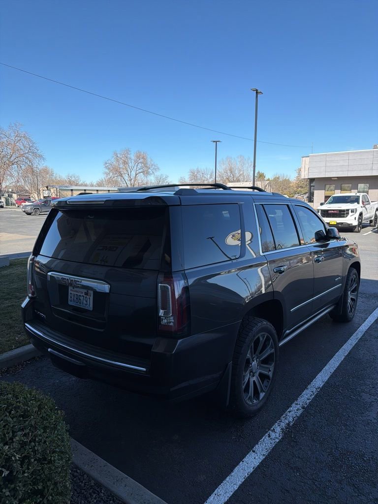 Used 2016 GMC Yukon Denali image 4