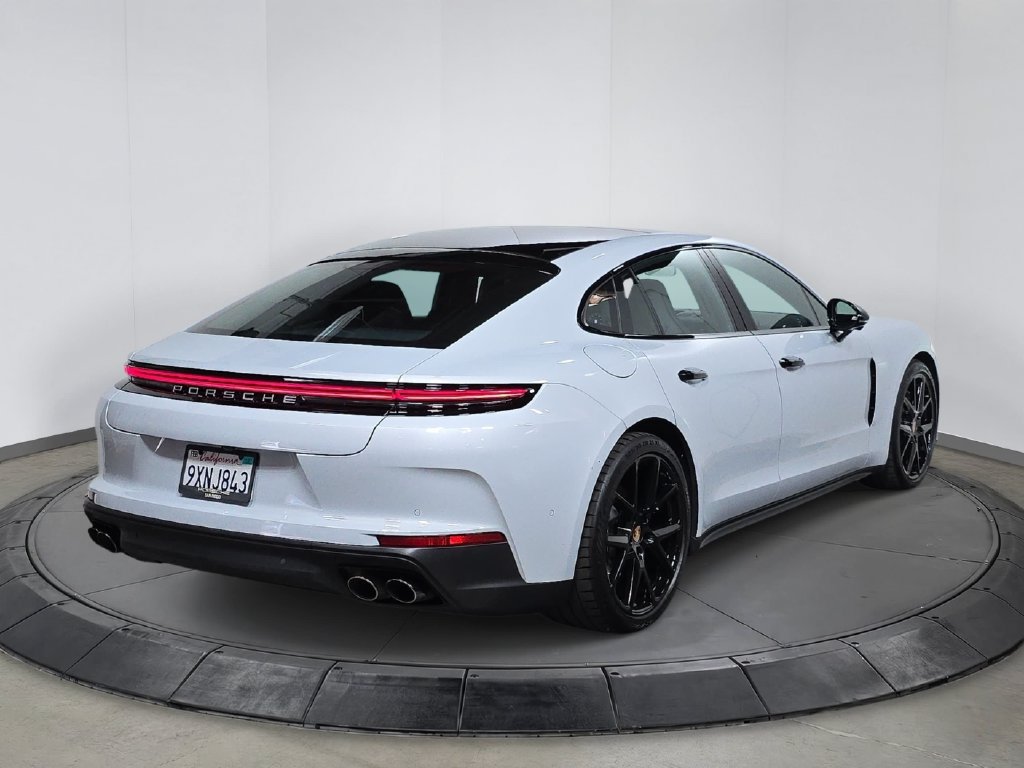 Certified 2026 Porsche Panamera RWD image 7