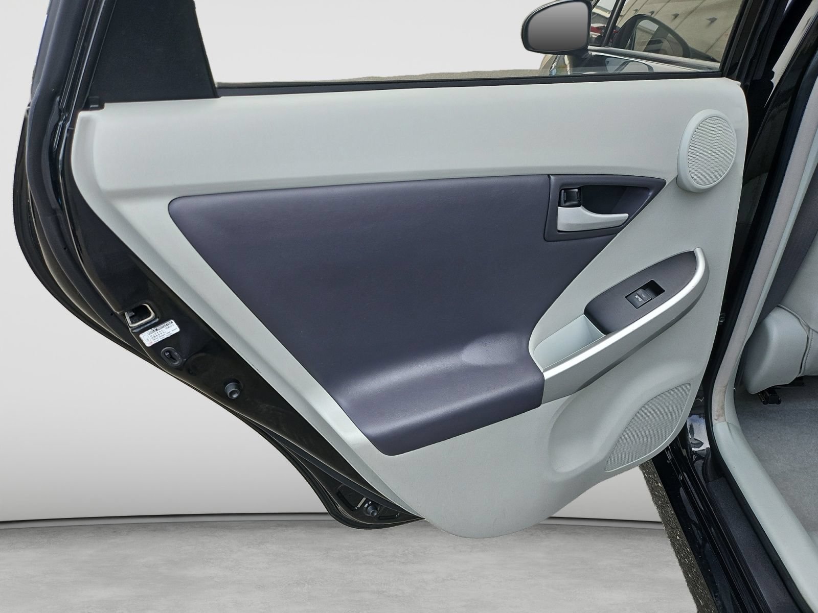 Used 2010 Toyota Prius Four w/ Solar Roof Pkg FWD image 33
