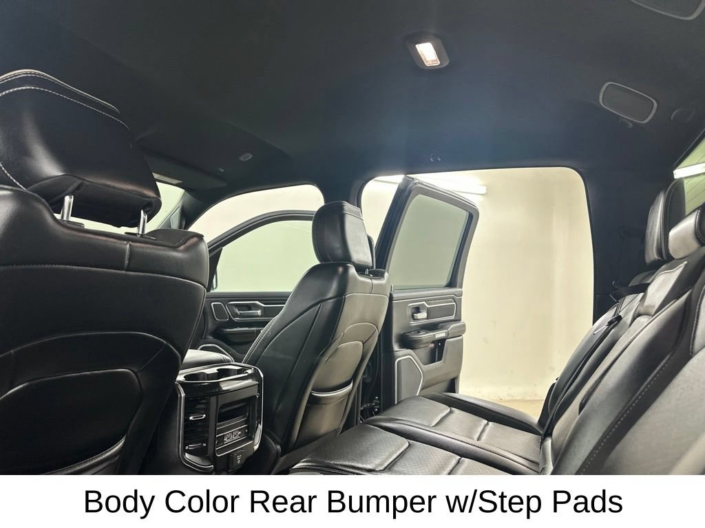 Used 2019 RAM 1500 Laramie AWD/4WD image 32