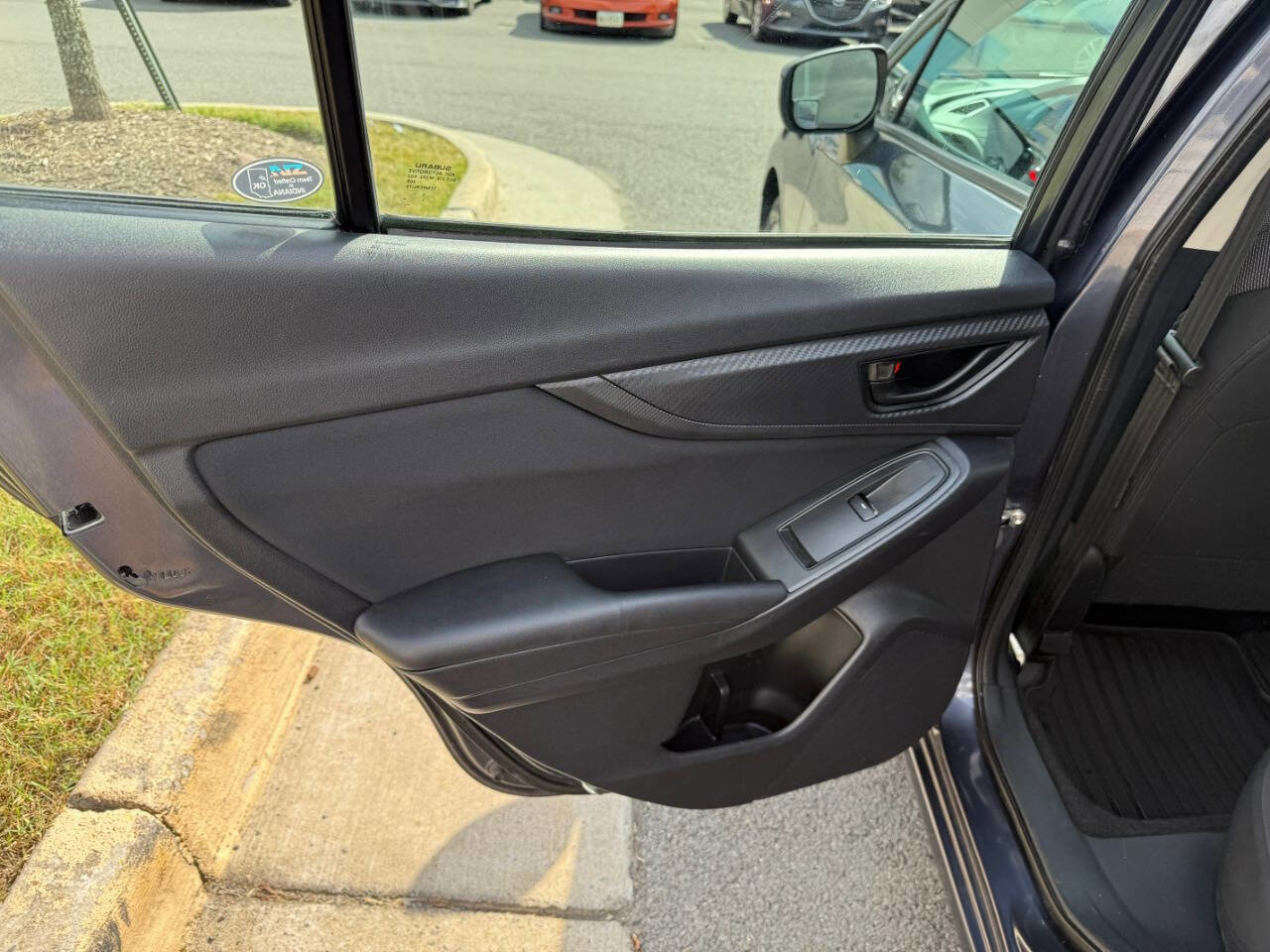 Used 2017 Subaru Impreza 2.0i Premium image 23