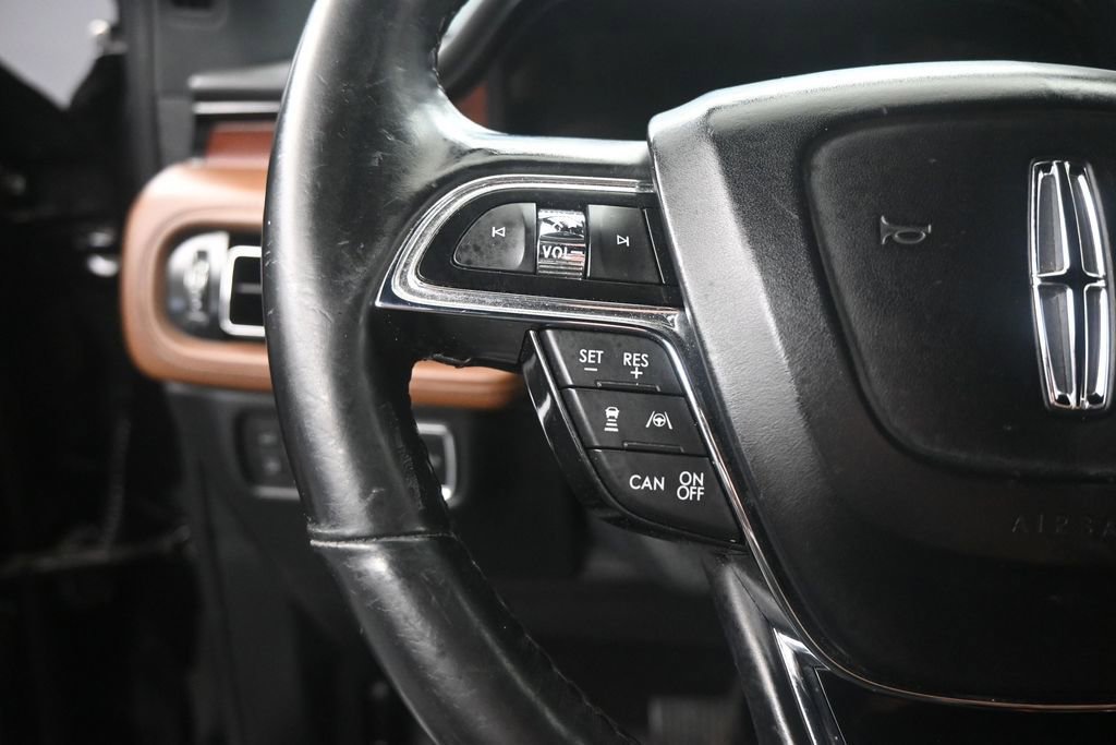 Used 2022 Lincoln Nautilus Reserve w/ Equipment Group 201A AWD/4WD image 12