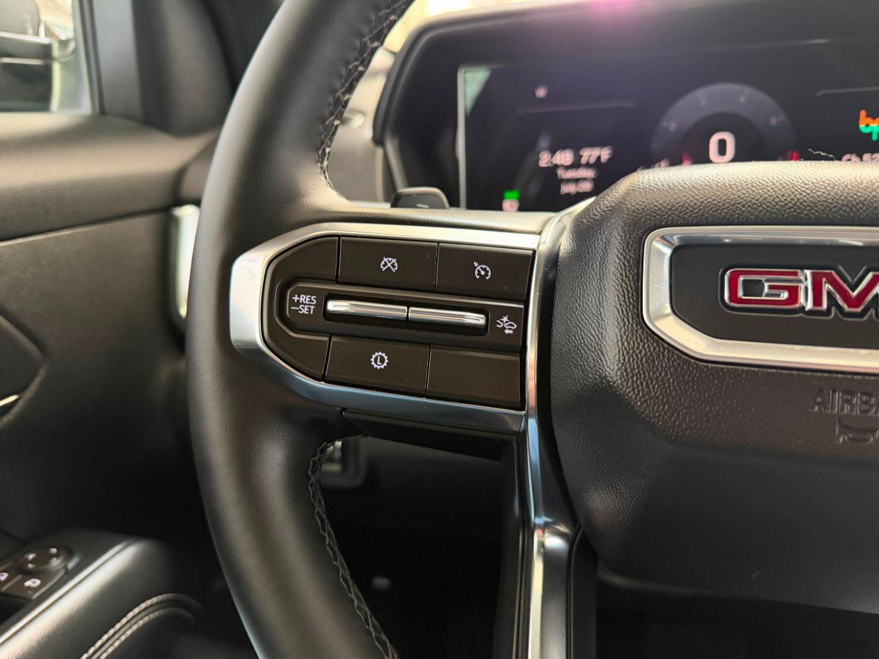 Used 2026 GMC Terrain Elevation AWD/4WD image 30