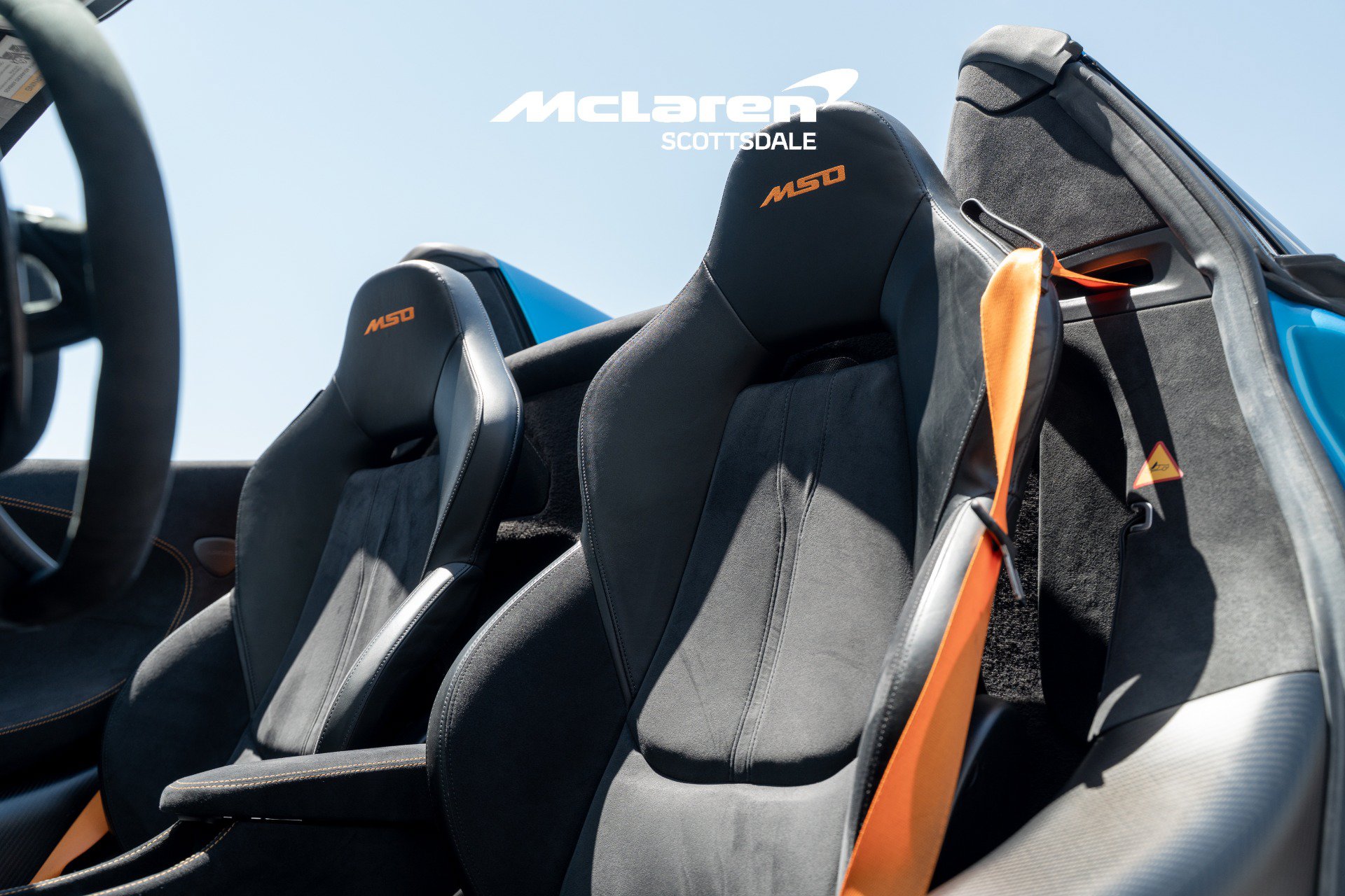 Used 2020 McLaren 600LT Spider RWD image 11