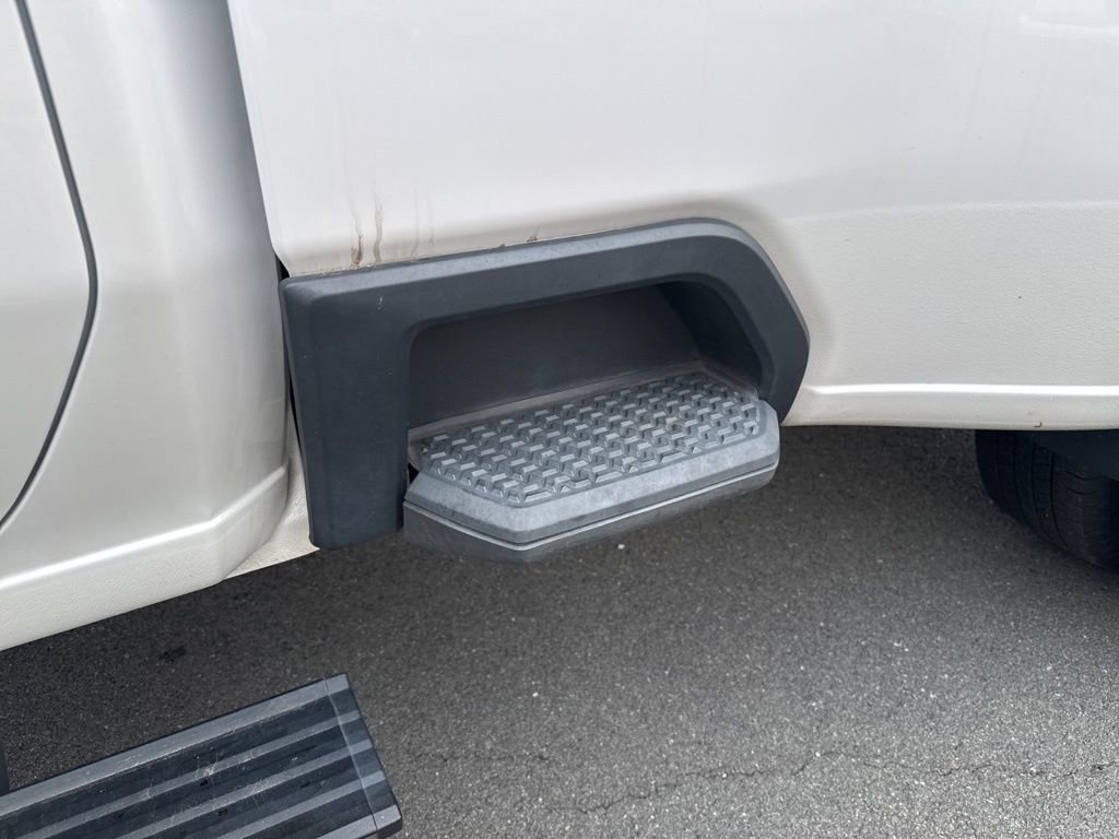 Used 2023 GMC Sierra 3500 Denali image 74