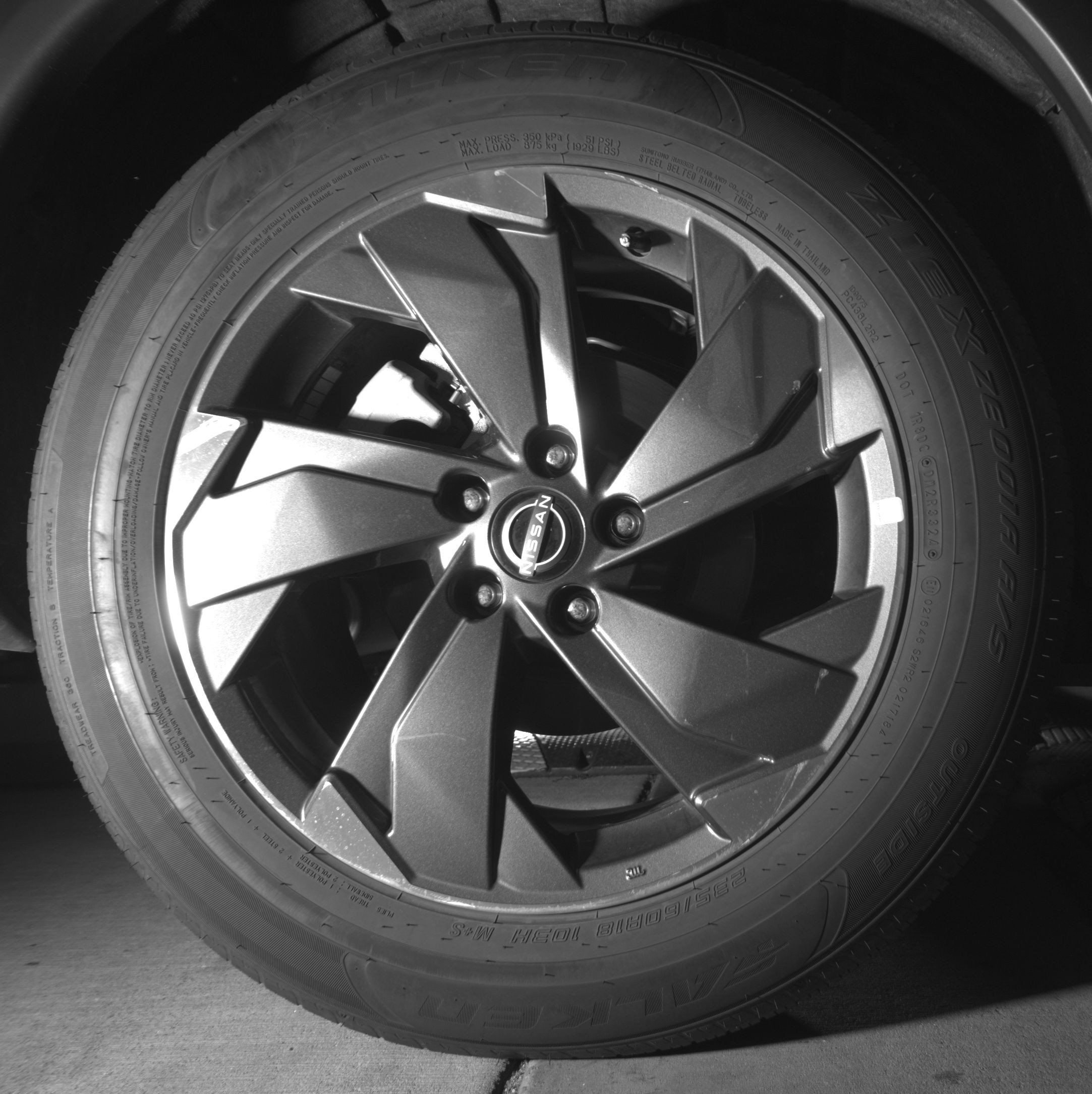 Used 2025 Nissan Rogue SV image 15