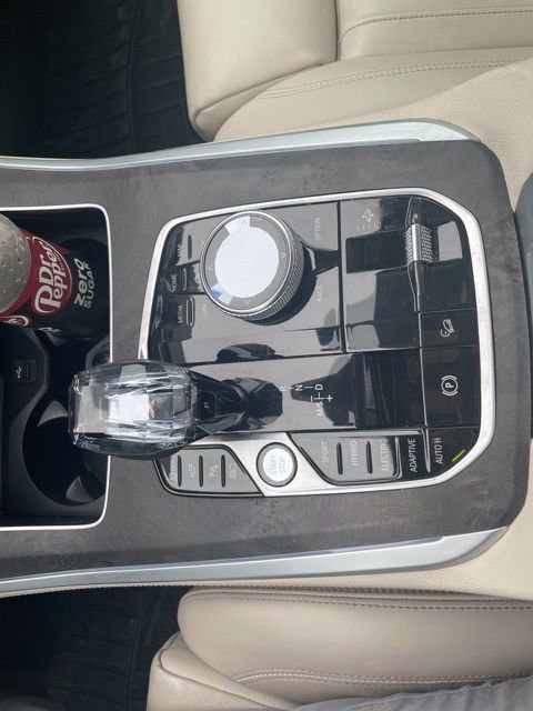 Used 2022 BMW X5 xDrive45e w/ Executive Package image 14