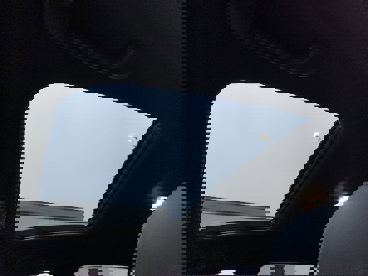 Used 2020 Kia Stinger GT-Line w/ Sun & Sound Package image 28