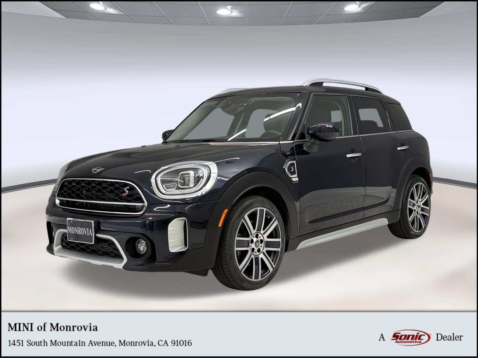 Used 2021 MINI Cooper Countryman S FWD image 1