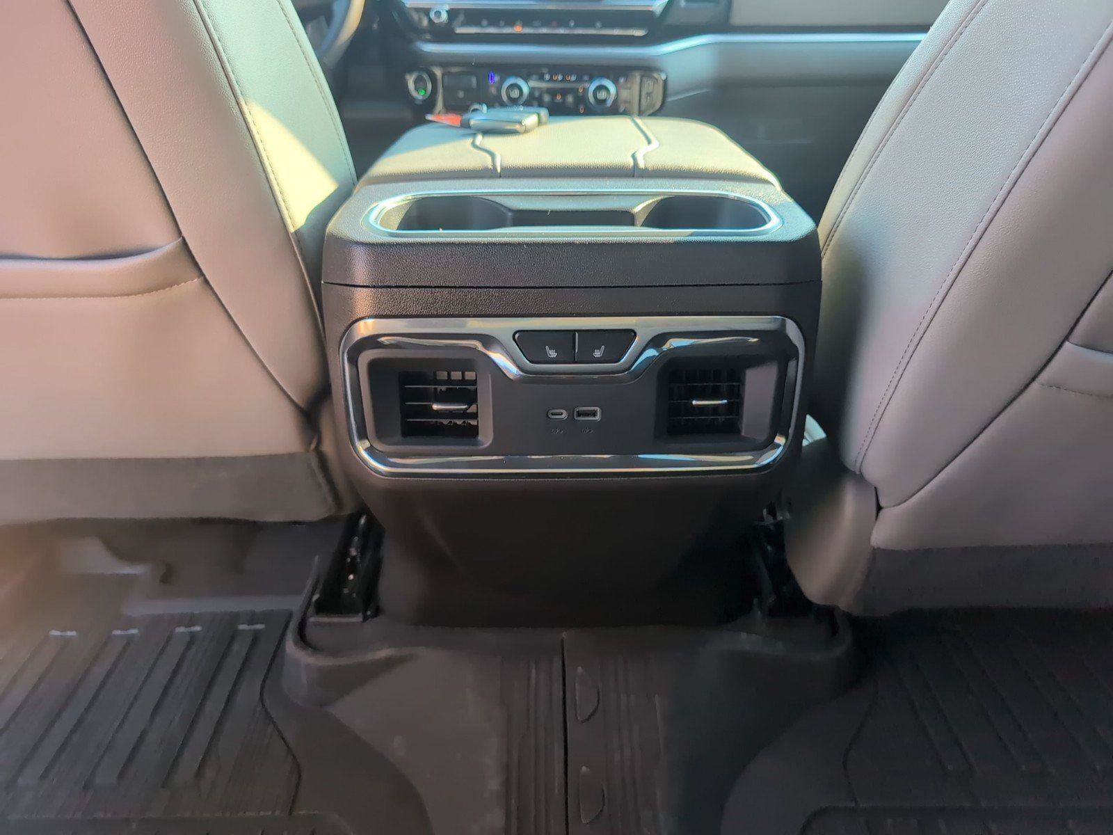 Used 2026 GMC Sierra 2500 SLT w/ SLT Premium Package AWD/4WD image 34