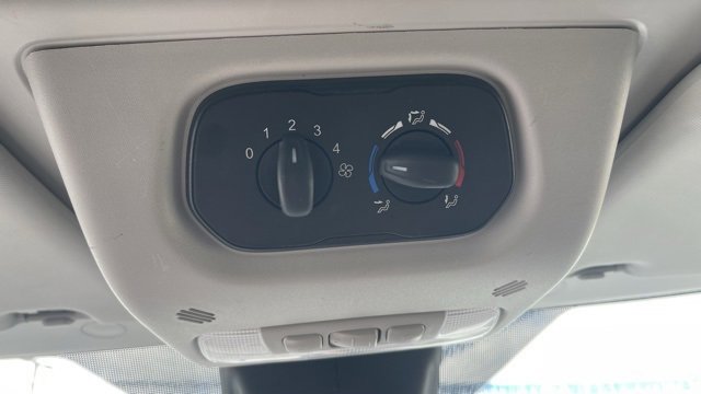 Used 2018 Ford Transit 150 XLT image 24