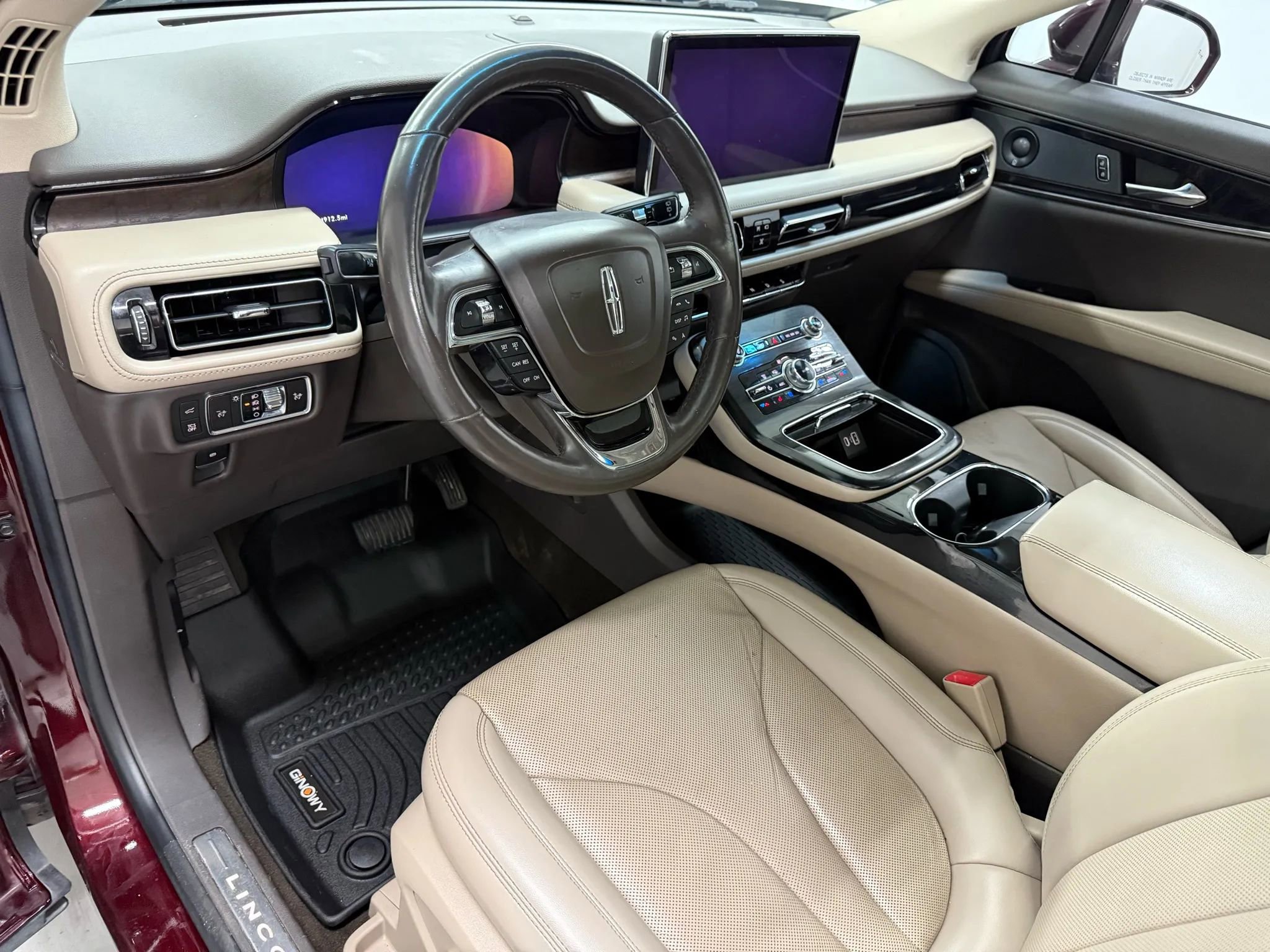 Used 2021 Lincoln Nautilus Reserve w/ Class II Trailer Tow Package image 14