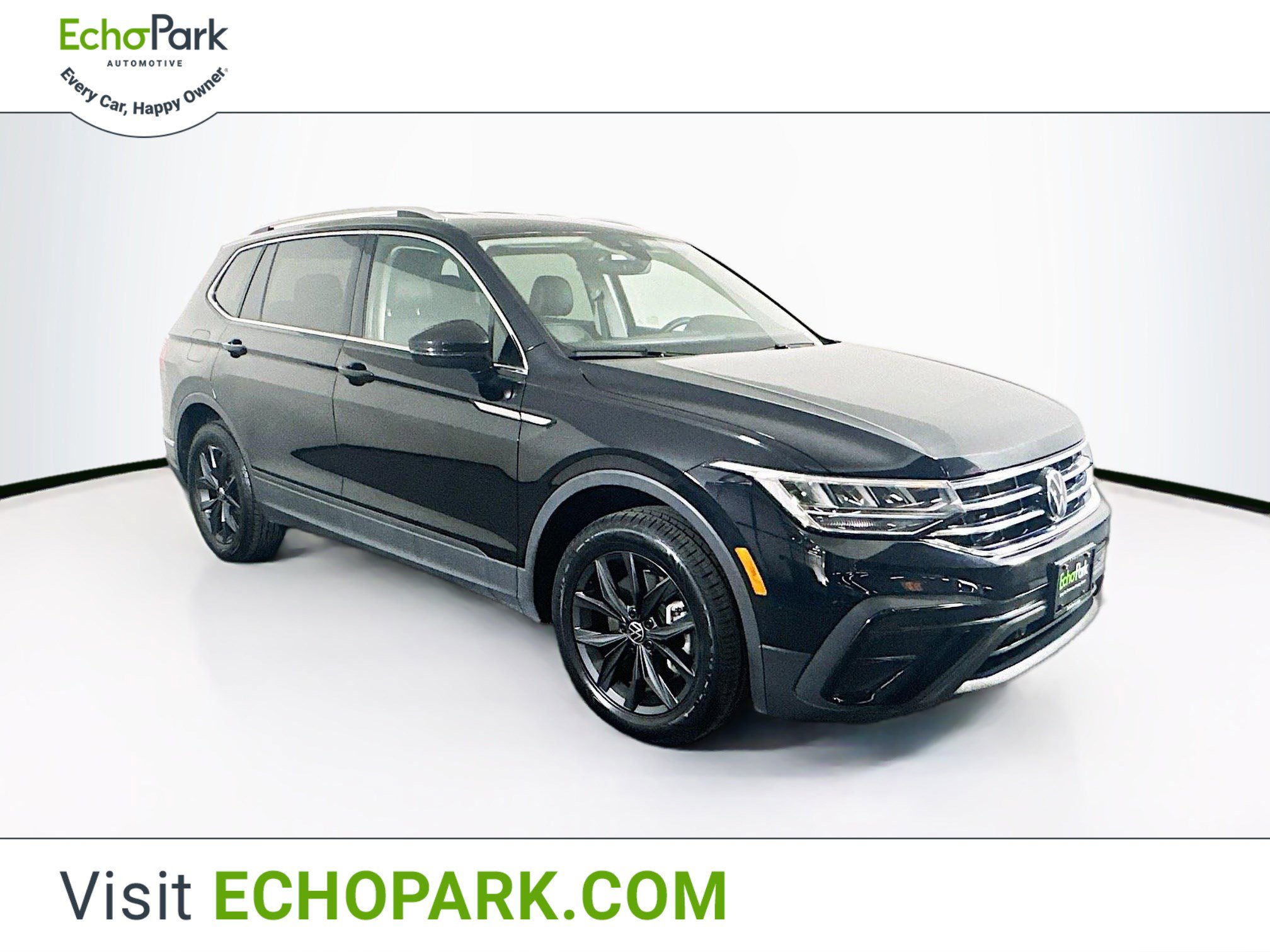 Used 2024 Volkswagen Tiguan SE