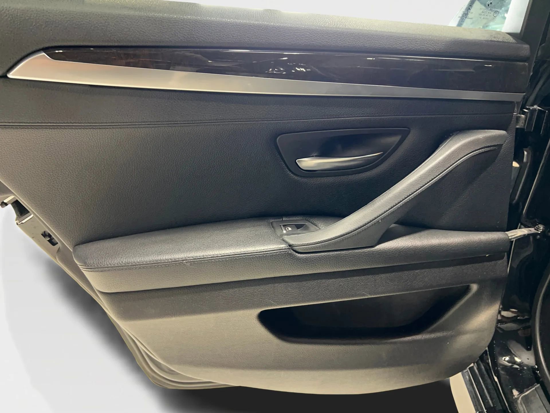 Used 2015 BMW 535i Sedan image 13