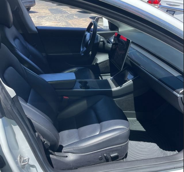 Used 2018 Tesla Model 3 Long Range RWD image 12