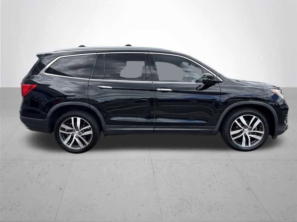 Used 2016 Honda Pilot Elite image 5