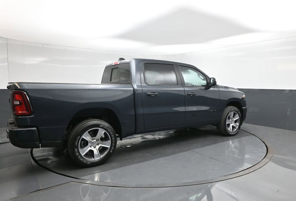 New 2026 RAM 1500 Express image 15