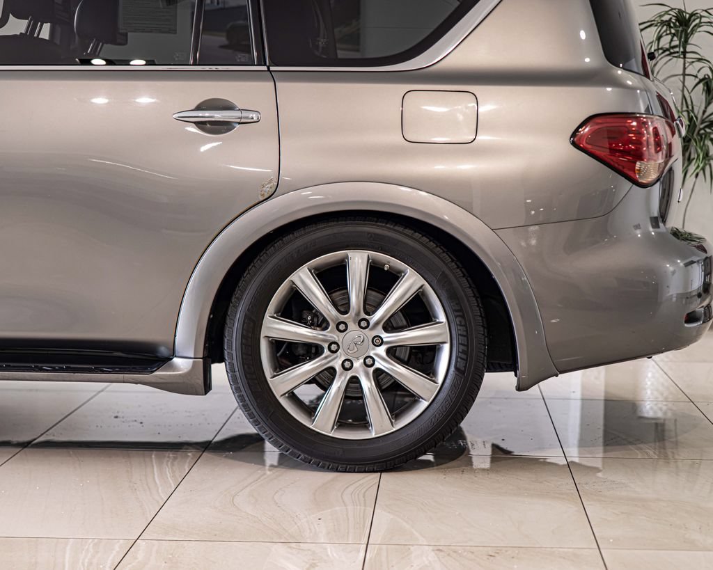 Used 2012 INFINITI QX56 4WD w/ Theater Pkg image 7