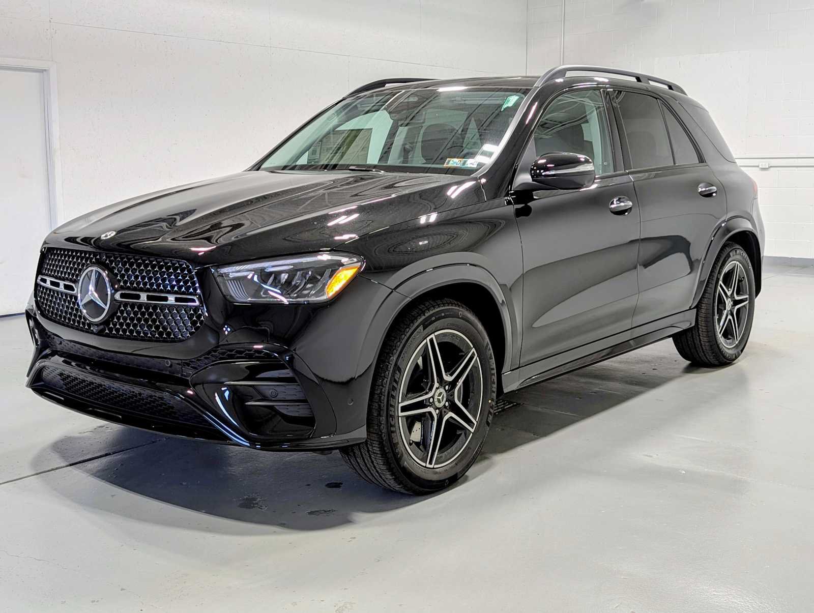 New 2026 Mercedes-Benz GLE 350 4MATIC image 1