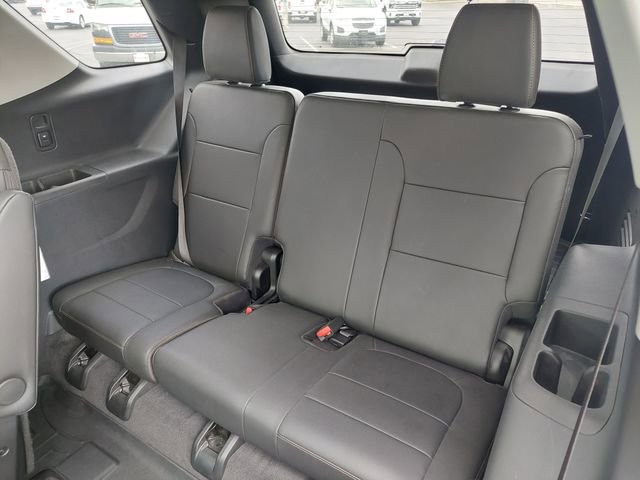 Used 2020 Chevrolet Traverse Premier w/ Redline Edition AWD/4WD image 16