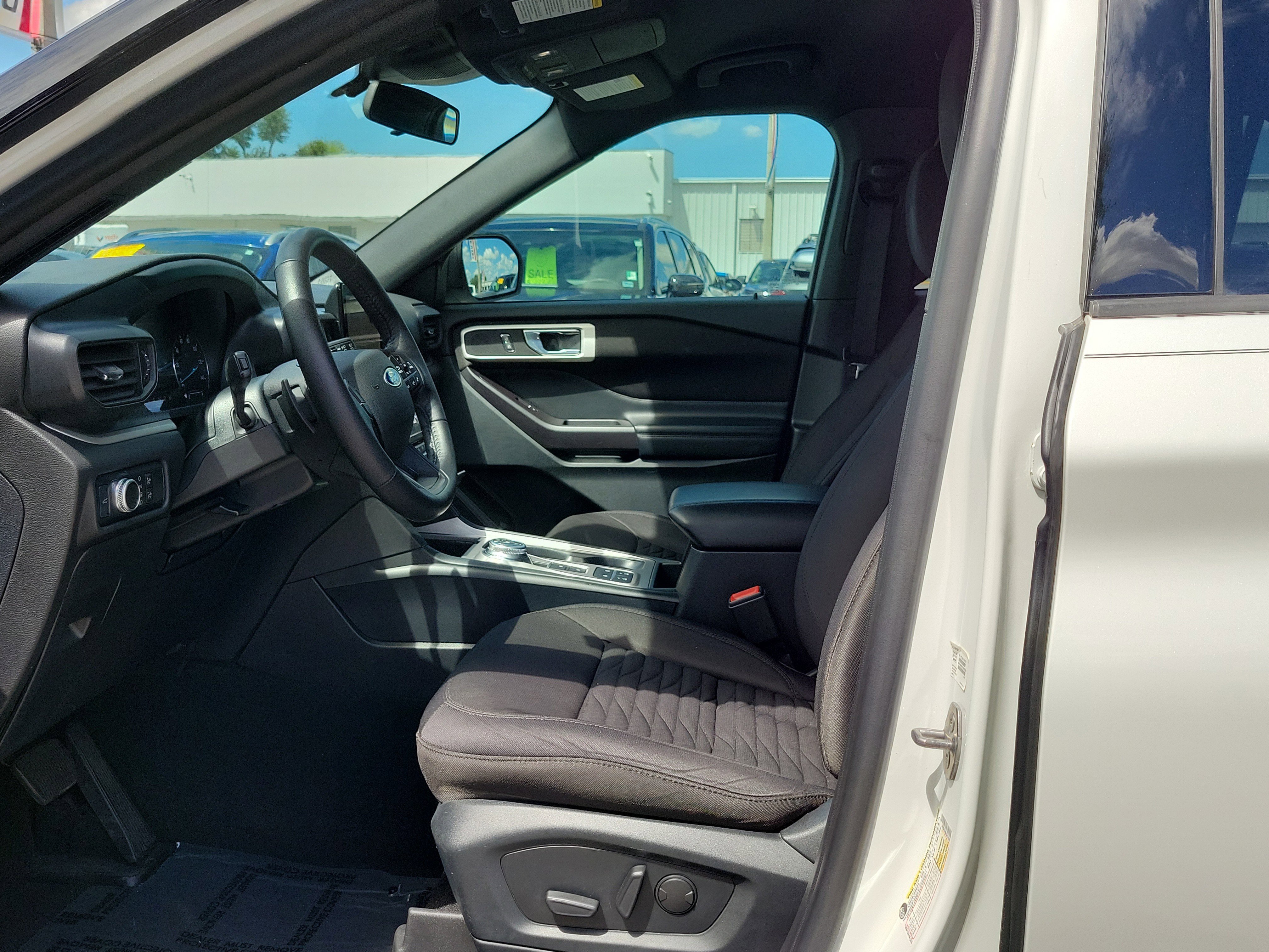 Used 2020 Ford Explorer XLT w/ Class III Trailer Tow Package RWD image 22