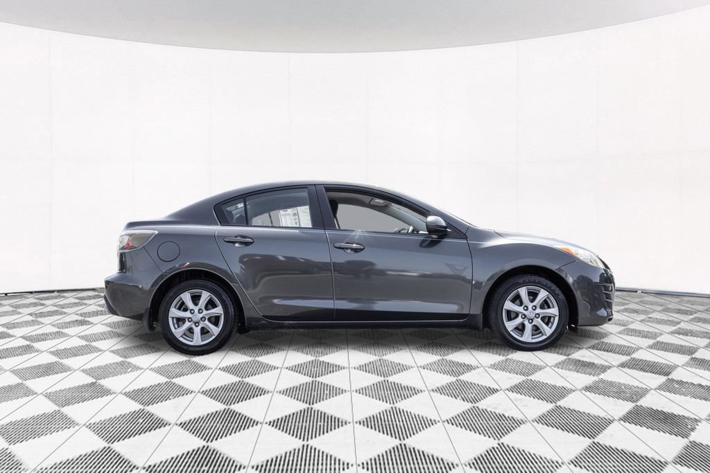 Used 2010 MAZDA MAZDA3 i Touring FWD image 10