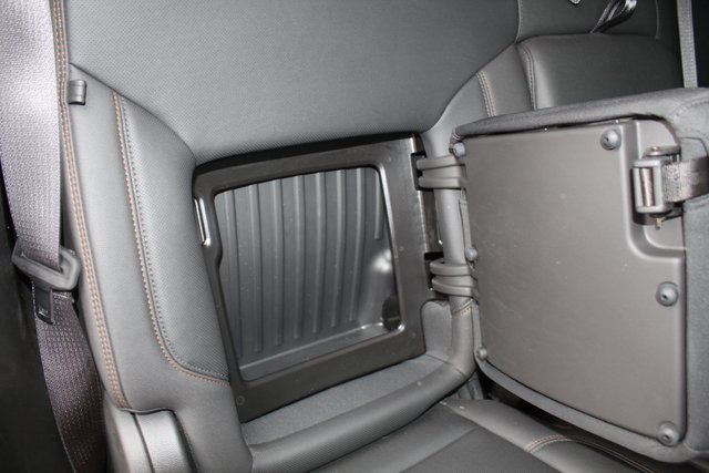 Used 2024 GMC Sierra 1500 AT4 w/ Technology Package image 20