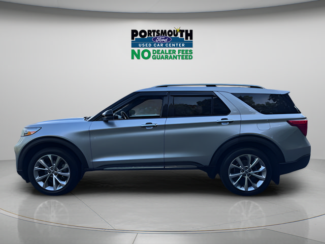 Used 2021 Ford Explorer Platinum w/ Equipment Group 601A AWD/4WD image 2