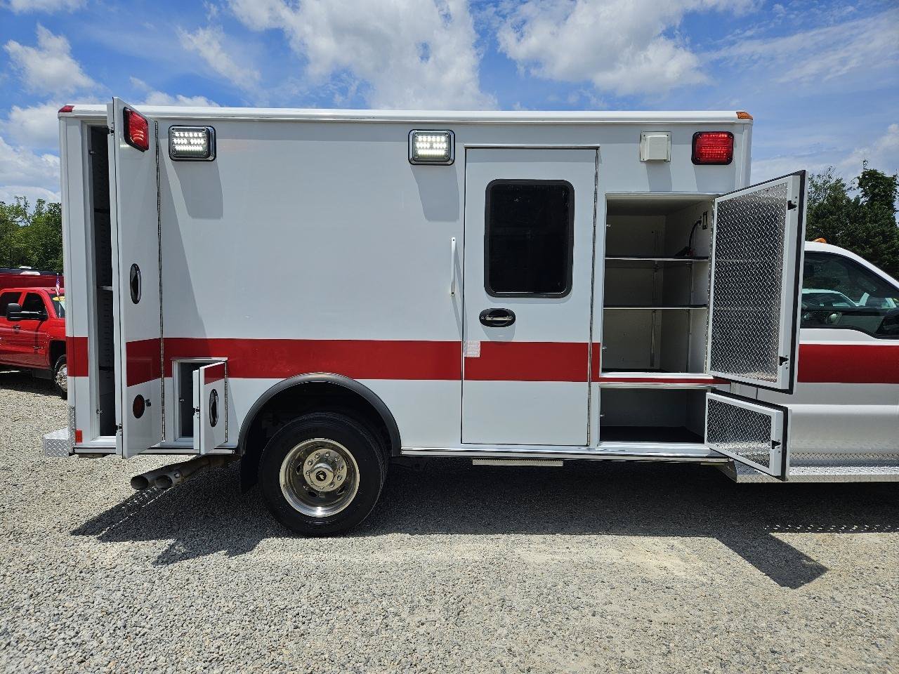 Used 2015 Ford F450 XLT AWD/4WD image 16