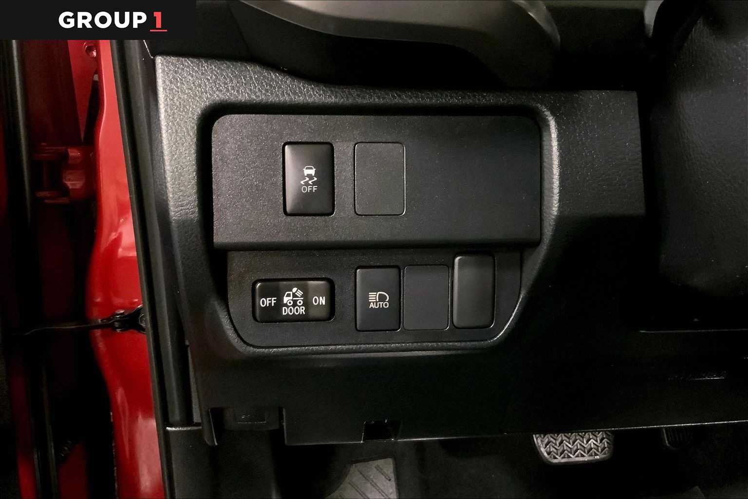 Certified 2021 Toyota Tacoma SR5 AWD/4WD image 35