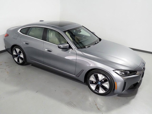 Used 2023 BMW i4 eDrive35 image 12