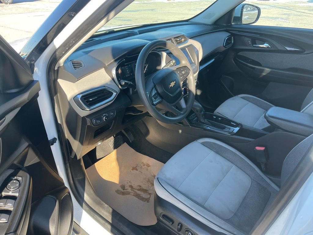 Used 2021 Chevrolet TrailBlazer LT image 17