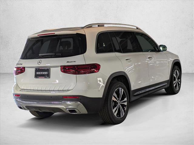 New 2025 Mercedes-Benz GLB 250 4MATIC video 2