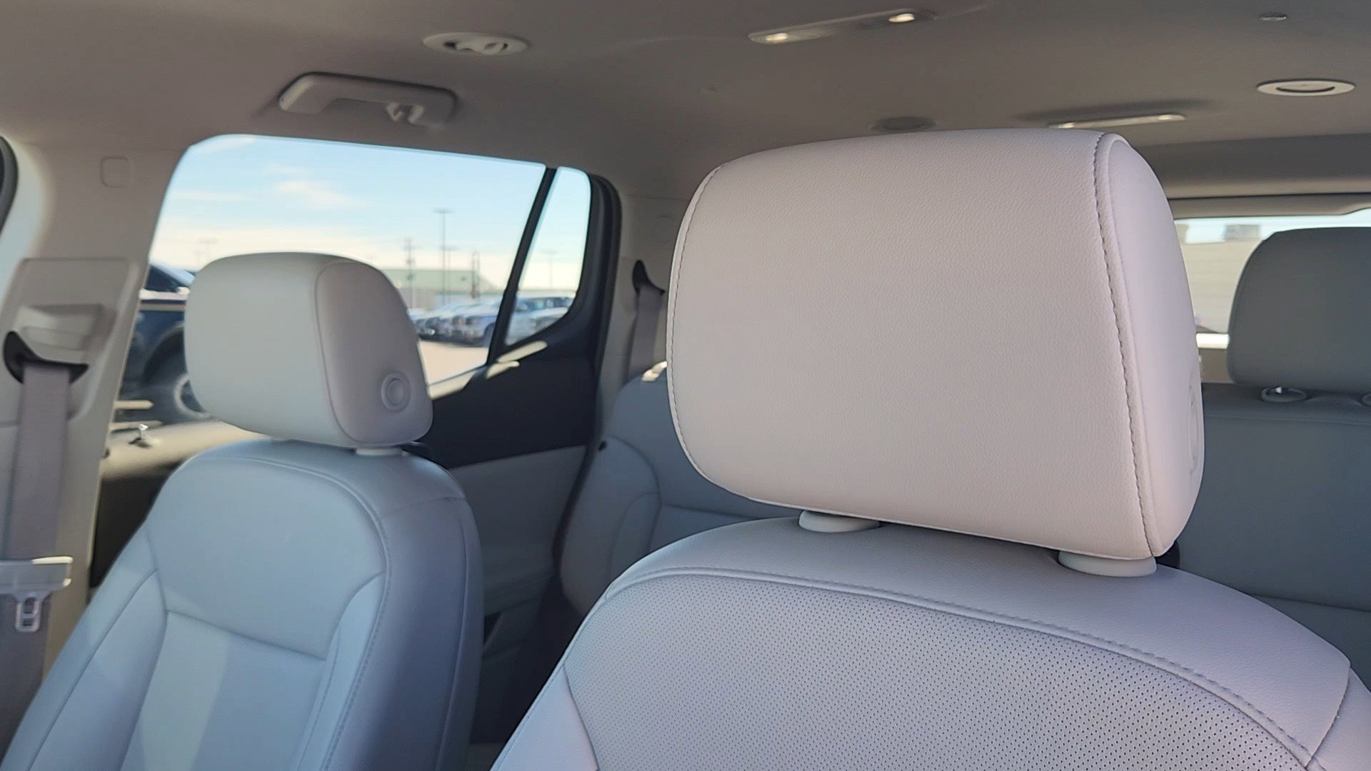 Used 2023 GMC Acadia SLT image 10