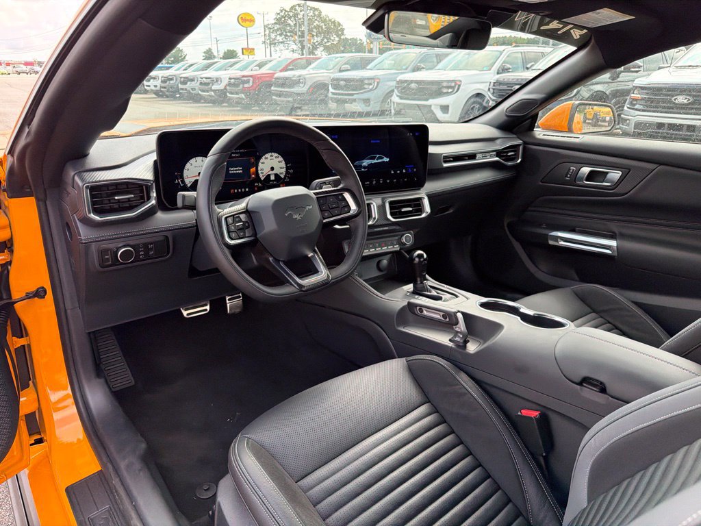 Used 2026 Ford Mustang GT Premium w/ GT Performance Package RWD image 13