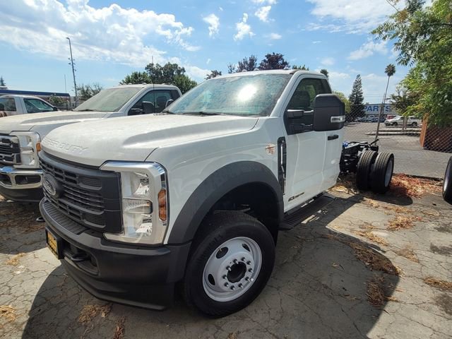 New 2024 Ford F550 4x4 Regular Cab Super Duty image 1