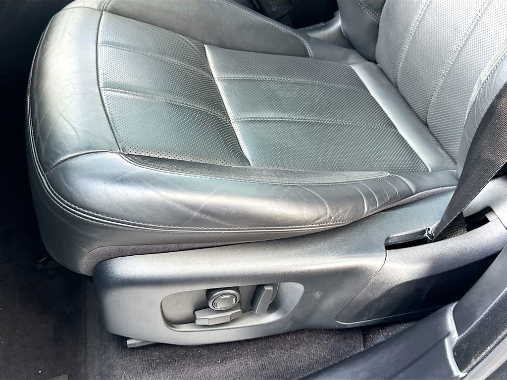 Used 2020 Land Rover Range Rover Sport HST image 21