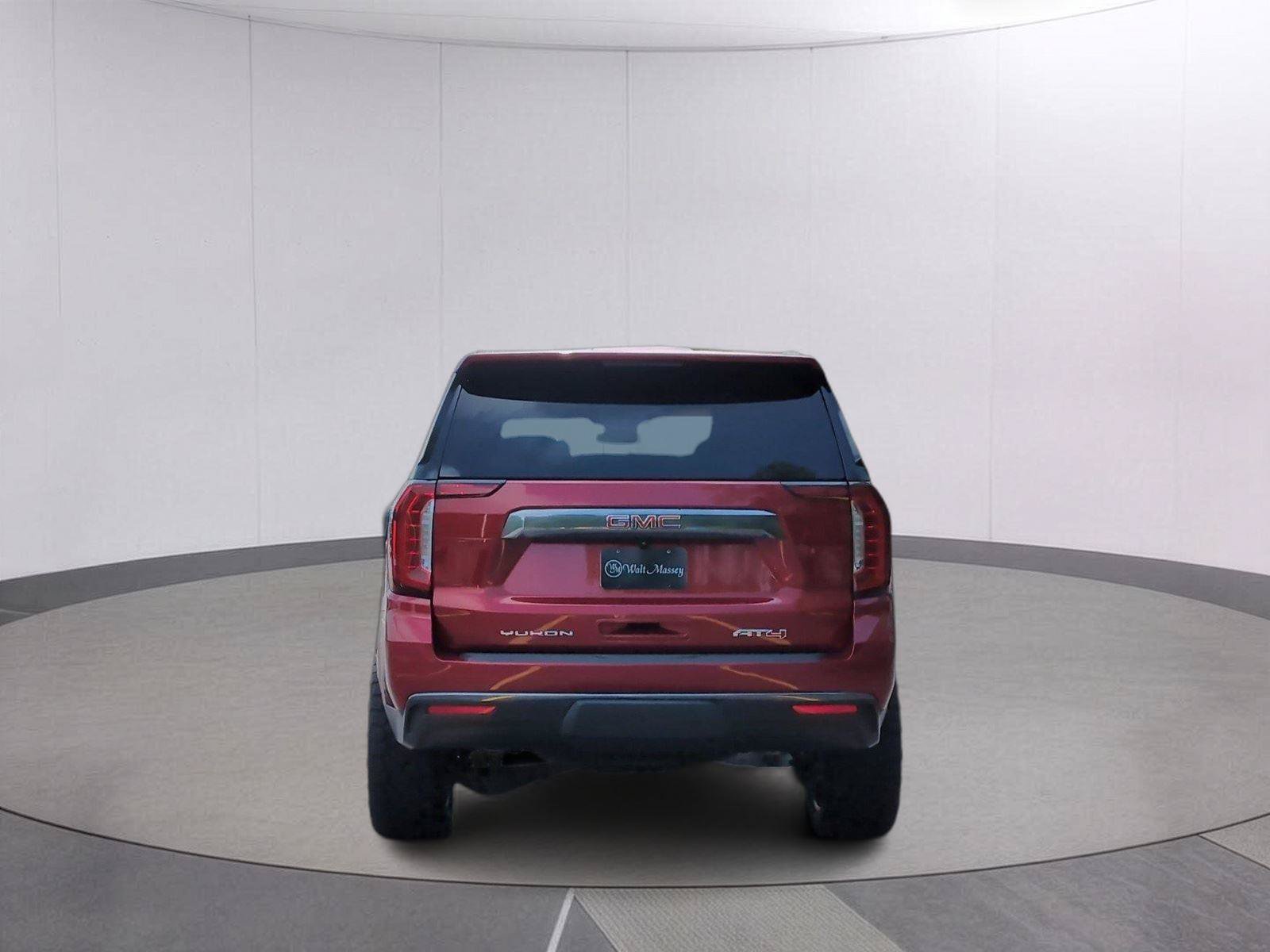 Used 2023 GMC Yukon AT4 AWD/4WD image 4