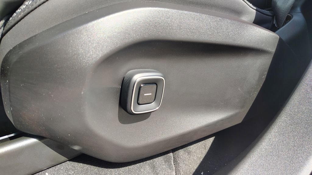 New 2025 Volvo EX90 Ultra AWD/4WD image 13